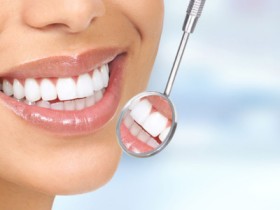 The Advantages of Dental Implants Over Traditional Dentures